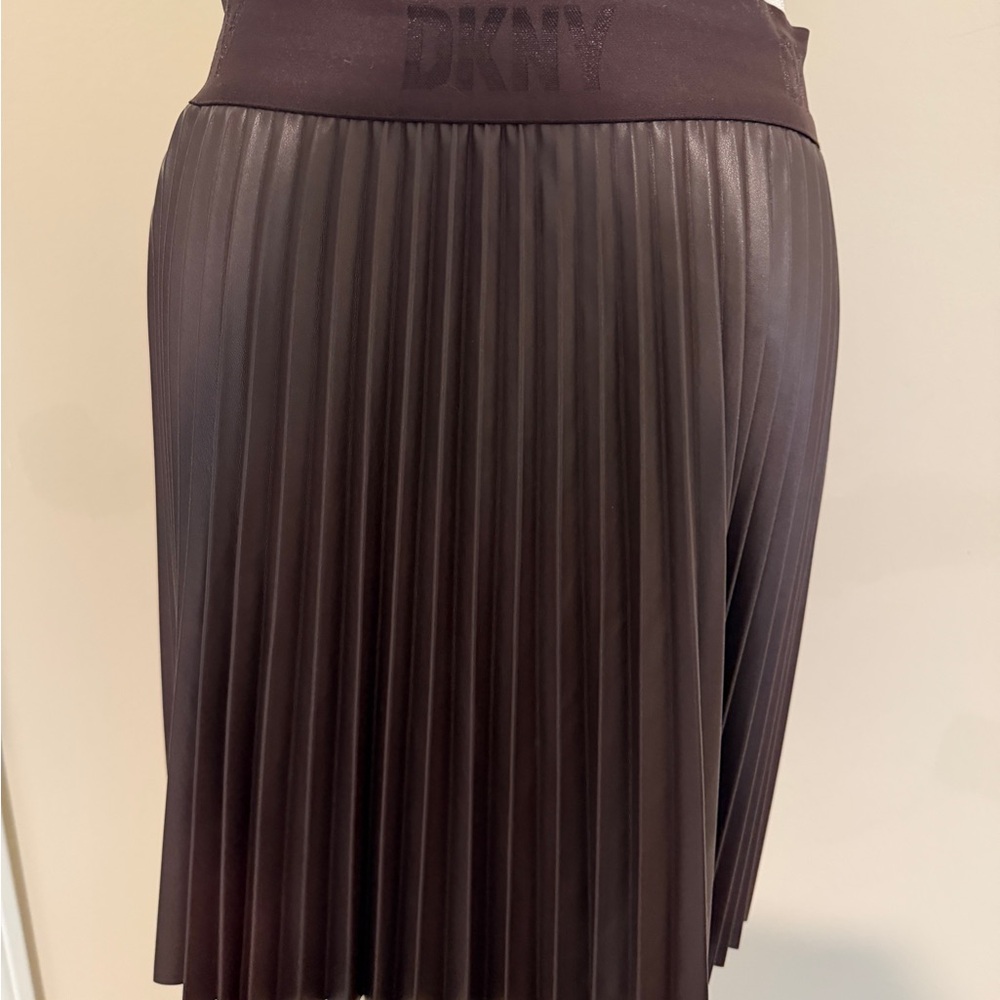 DKNY Women's Maroon Pleated A-Line Skirt - Picture 2 of 3